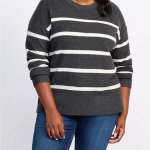 Tyla Crewneck Long Sleeve Sweater